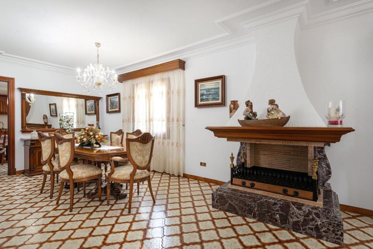 Roses - Holiday home *
